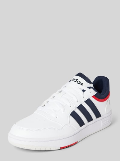 Peek & Cloppenburg ADIDAS SPORTSWEARSneaker mit Label-Details Modell 'HOOPS' in weiss