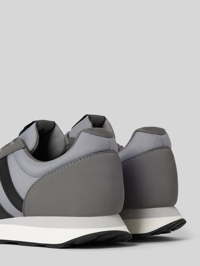 Peek & Cloppenburg ADIDAS SPORTSWEARSneaker Mit Schnürverschluss Modell 'RUN' In Mittelgrau