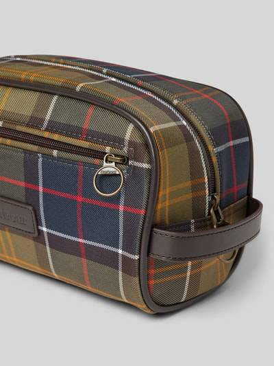 Peek & Cloppenburg BarbourKulturtasche Mit Label-Patch In Gruen