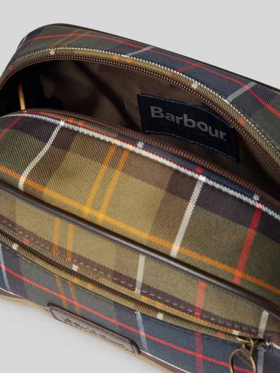 Peek & Cloppenburg BarbourKulturtasche Mit Label-Patch In Gruen