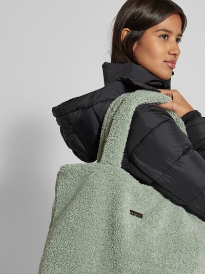 Peek & Cloppenburg BartsHandtasche aus Teddyfell Modell 'Bugbane' in schilf