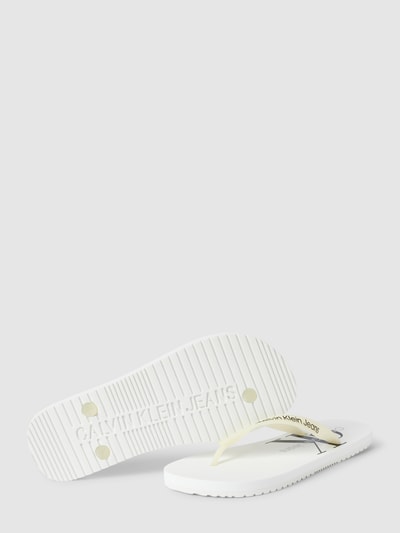 Peek & Cloppenburg Calvin Klein JeansZehentrenner Mit Label-Prints In Weiss