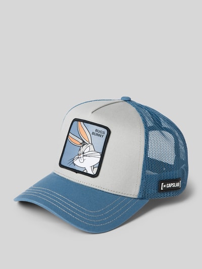 Peek & Cloppenburg CapslabTrucker Cap mit Motiv-Patch Modell 'LOONEY' in hellblau