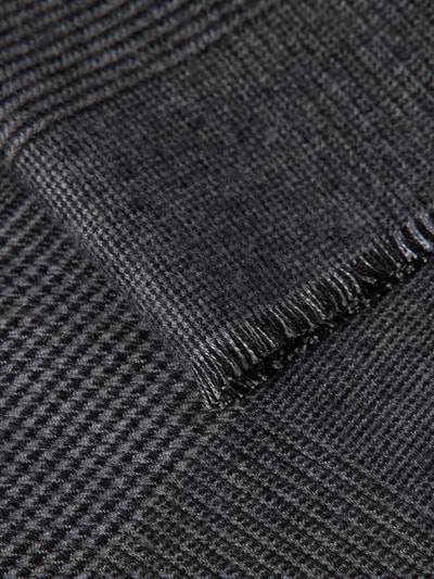 Peek & Cloppenburg Christian Berg MenSchal Aus Viskose Mit Fransen In Mittelgrau