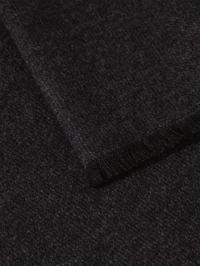 Peek & Cloppenburg Christian Berg MenSchal Aus Viskose Mit Fransen In Black