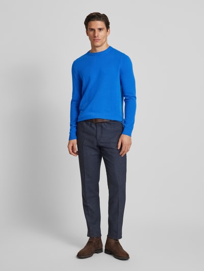 Peek & Cloppenburg Christian Berg MenStrickpullover mit Rundhalsausschnitt in royal melange