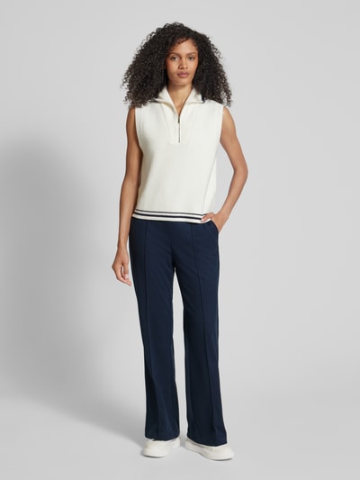 Peek & Cloppenburg Christian Berg WomanFlared Stoffhose mit fixierten Bügelfalten in dunkelblau