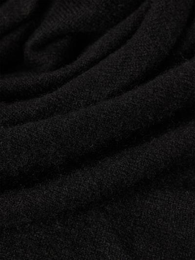 Peek & Cloppenburg Christian Berg WomanKaschmirschal Mit Gerippten Abschlüssen In Black