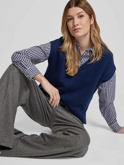 Peek & Cloppenburg Christian Berg WomanPullunder Aus Lanawolle Mit V-Ausschnitt In Dunkelblau