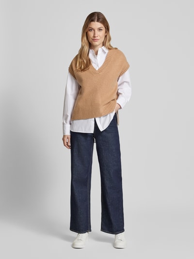 Peek & Cloppenburg Christian Berg WomanPullunder aus Lanawolle mit V-Ausschnitt in camel