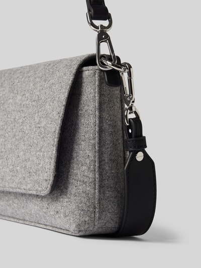 Peek & Cloppenburg CK Calvin KleinUmhängetasche Mit Label-Detail Modell 'CK MUST' In Hellgrau Melange