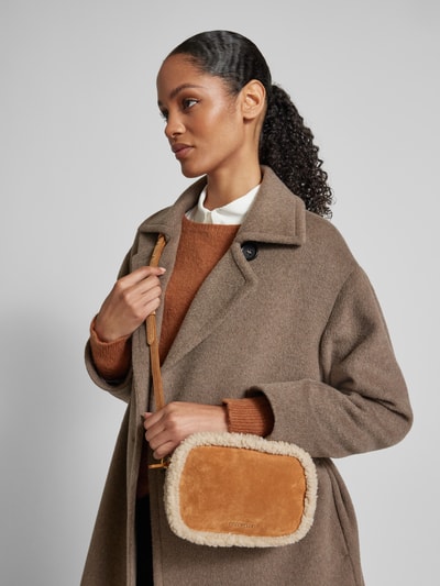 Peek & Cloppenburg CoccinelleHandtasche mit Label-Applikation Modell 'TEBE' in cognac