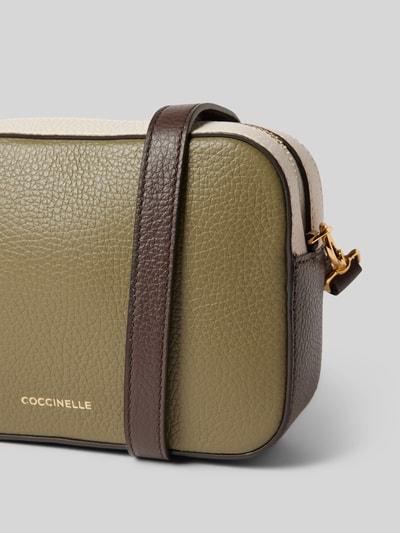 Peek & Cloppenburg CoccinelleHandtasche Mit Label-Print Modell 'TEBE TRICOLOR' In Oliv