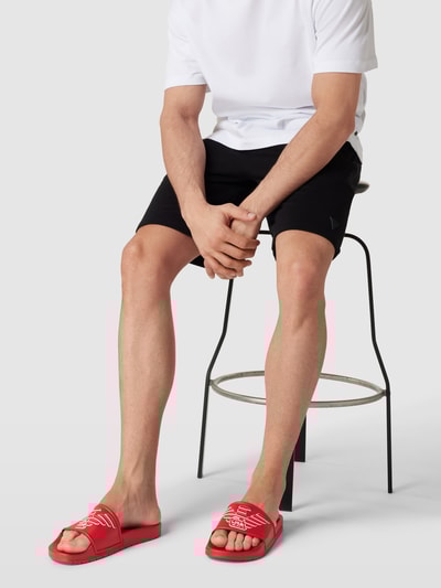 Peek & Cloppenburg Emporio ArmaniSlides mit Label-Print Modell 'Eagle' in rot