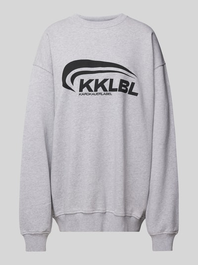 Peek & Cloppenburg Karo KauerOversized Sweatshirt mit Label-Print in hellgrau