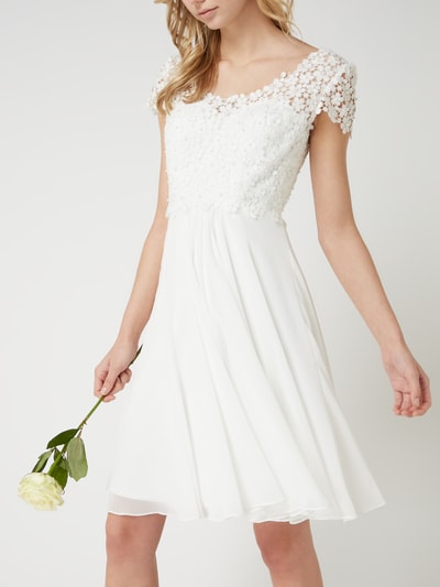 Peek & Cloppenburg LuxuarBrautkleid Aus Häkelspitze Und Chiffon In Offwhite