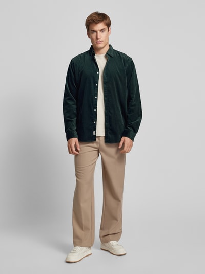 Peek & Cloppenburg MCNEALTailored Fit Cordhemd mit Kentkragen in bottle