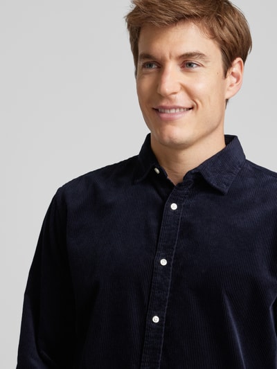 Peek & Cloppenburg MCNEALTailored Fit Cordhemd Mit Kentkragen In Dunkelblau