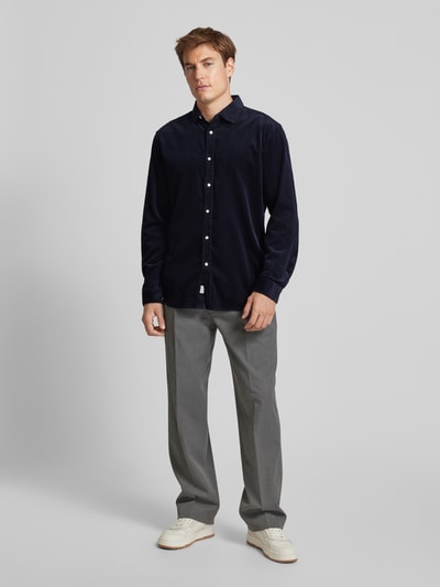 Peek & Cloppenburg MCNEALTailored Fit Cordhemd mit Kentkragen in dunkelblau