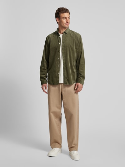 Peek & Cloppenburg MCNEALTailored Fit Cordhemd mit Kentkragen in khaki