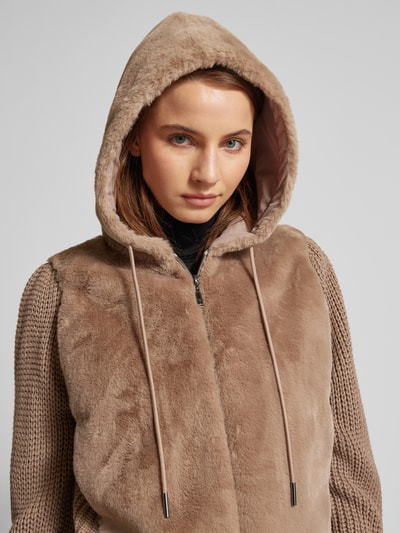 Peek & Cloppenburg MonariStrickjacke Mit Kapuze In Beige