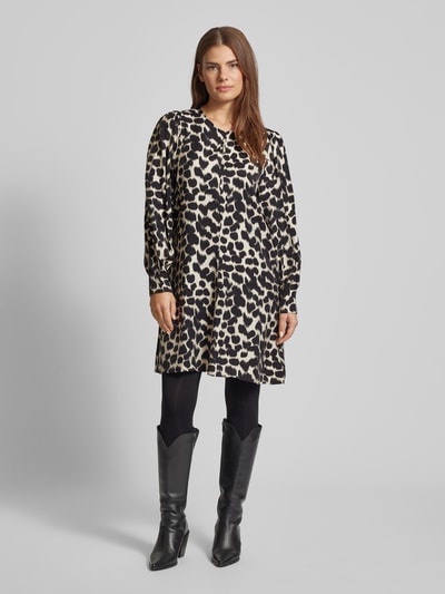 Peek & Cloppenburg MSCH CopenhagenKnielanges Kleid mit Rundhalsausschnitt in beige