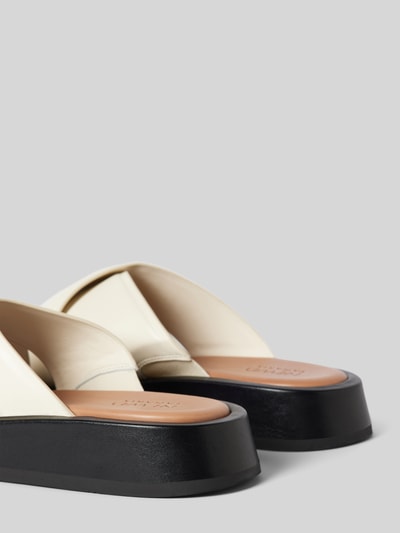 Peek & Cloppenburg Newd TamarisLederslides Mit Label-Prägung In Beige