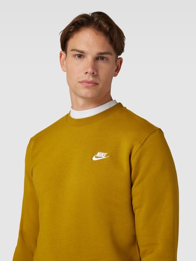 Peek & Cloppenburg NikeOversized Sweatshirt Mit Label-Detail In Dunkelgelb