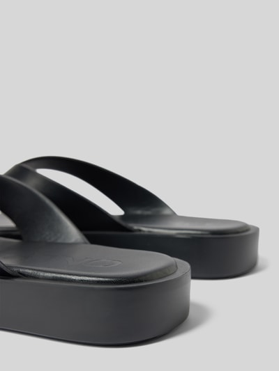 Peek & Cloppenburg OnlyZehentrenner In Leder-Optik Modell 'MICA' In Black