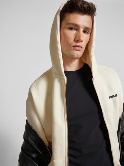 Peek & Cloppenburg REVIEWEssentials Tight Tee In Black