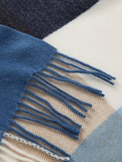 Peek & Cloppenburg S.Oliver RED LABELSchal Aus Weichem Viskose-Mix Mit Langen Fransen Und Karomuster In Blau