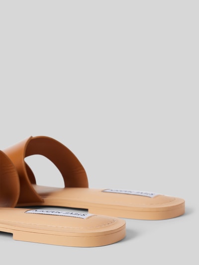 Peek & Cloppenburg Steve MaddenSlides Mit Breiter Schaftbrücke Modell 'ZARNIA' In Cognac