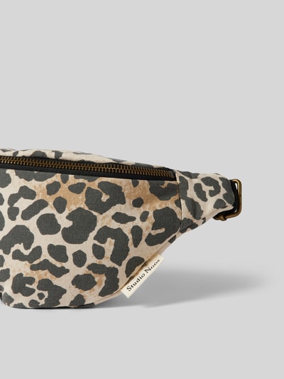 Peek & Cloppenburg STUDIO NOOSBauchtasche Mit Label-Detail In Sand