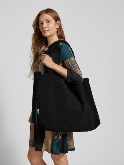 Peek & Cloppenburg STUDIO NOOSHandtasche aus Teddyfell in black