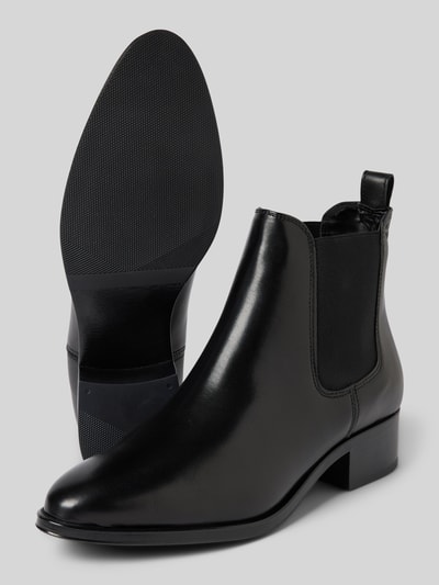 Peek & Cloppenburg TamarisChelsea Boots Aus Leder Mit Blockabsatz In Black