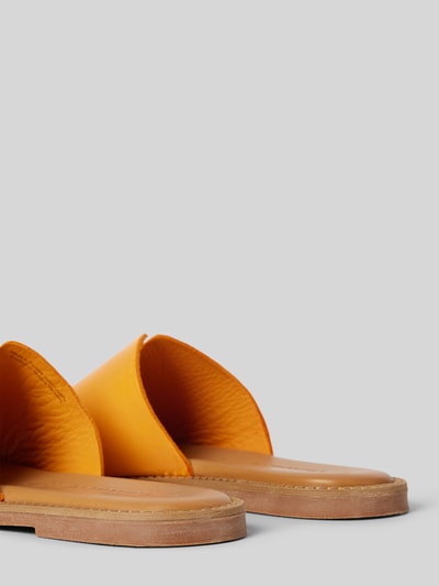 Peek & Cloppenburg TamarisPantoletten Aus Leder Mit Breiten Riemen In Orange