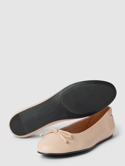 Peek & Cloppenburg Tommy HilfigerBallerinas Mit Zierschleife Modell 'ESSENTIAL CHIC' In Beige