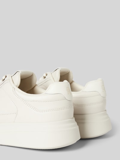 Peek & Cloppenburg Tommy HilfigerLedersneaker Mit Label-Applikation Modell 'LUX POINTY' In Weiss