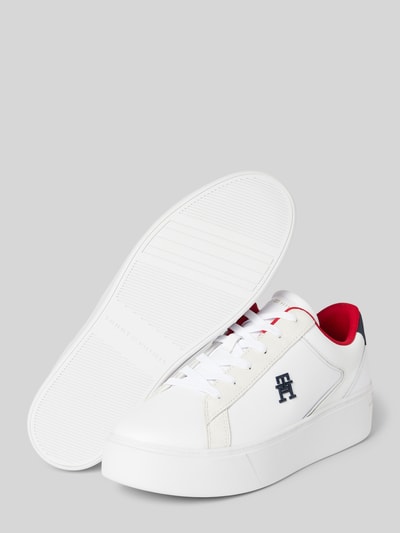 Peek & Cloppenburg Tommy HilfigerLedersneaker Mit Plateausohle Modell 'PLATFORM COURT' In Weiss