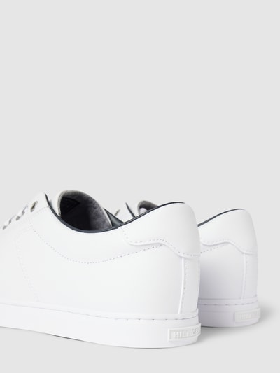Peek & Cloppenburg Tommy HilfigerSneaker Aus Leder Mit Label-Detail Modell 'ESSENTIAL' In Weiss