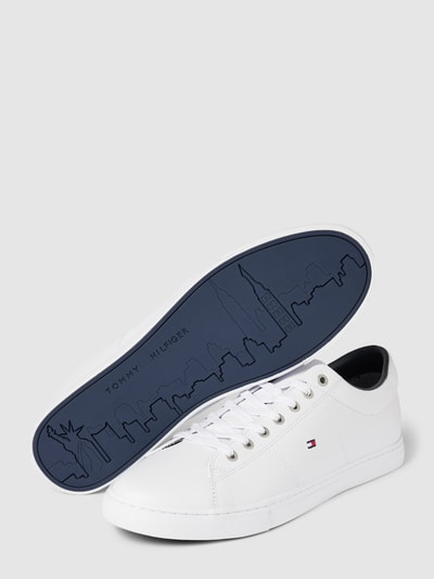 Peek & Cloppenburg Tommy HilfigerSneaker Aus Leder Mit Label-Detail Modell 'ESSENTIAL' In Weiss