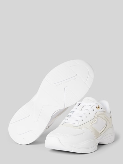 Peek & Cloppenburg Tommy HilfigerSneaker Mit Label-Detail Modell 'CHUNKY' In Weiss
