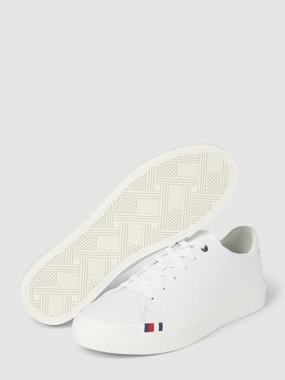 Peek & Cloppenburg Tommy HilfigerSneaker Mit Label-Detail Modell 'THICK VULC LOW PREMIUM' In Weiss