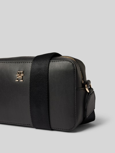 Peek & Cloppenburg Tommy HilfigerUmhängetasche Mit Label-Detail In Black