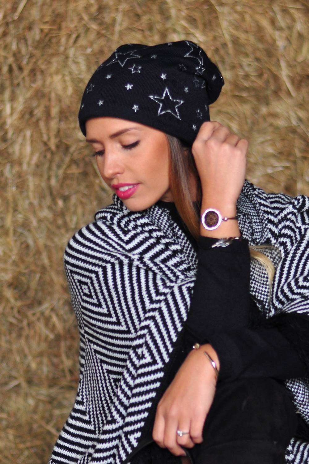 Stylebreaker Feinstrick Beanie Mit Glitzer Stern Print