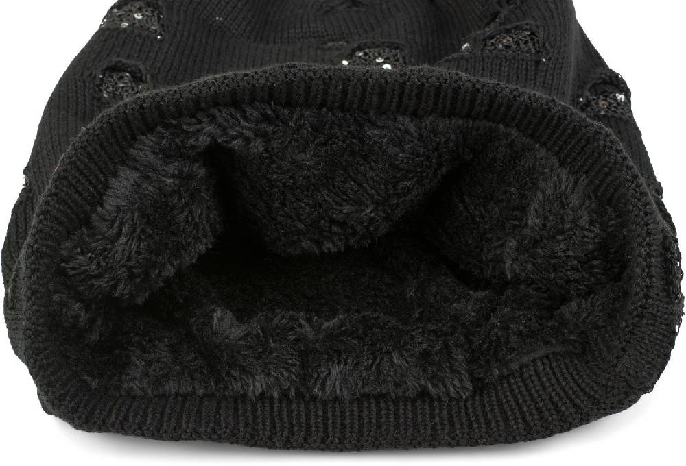 Stylebreaker Feinstrick Beanie Mit Pailletten Im Destroyed Look