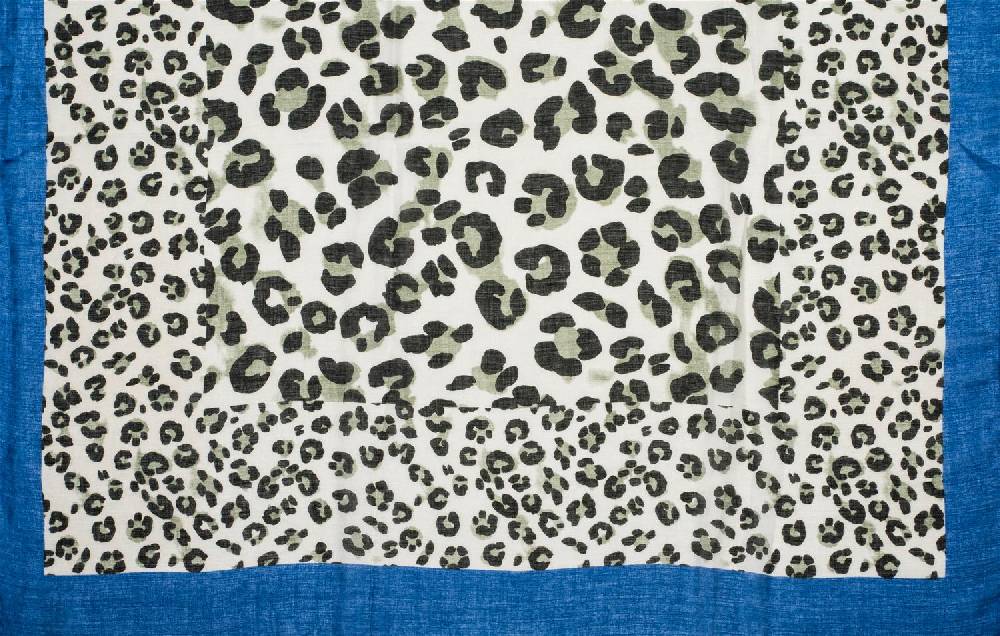 Stylebreaker Schal Mit Leoparden Print Und Farbigem Streifen