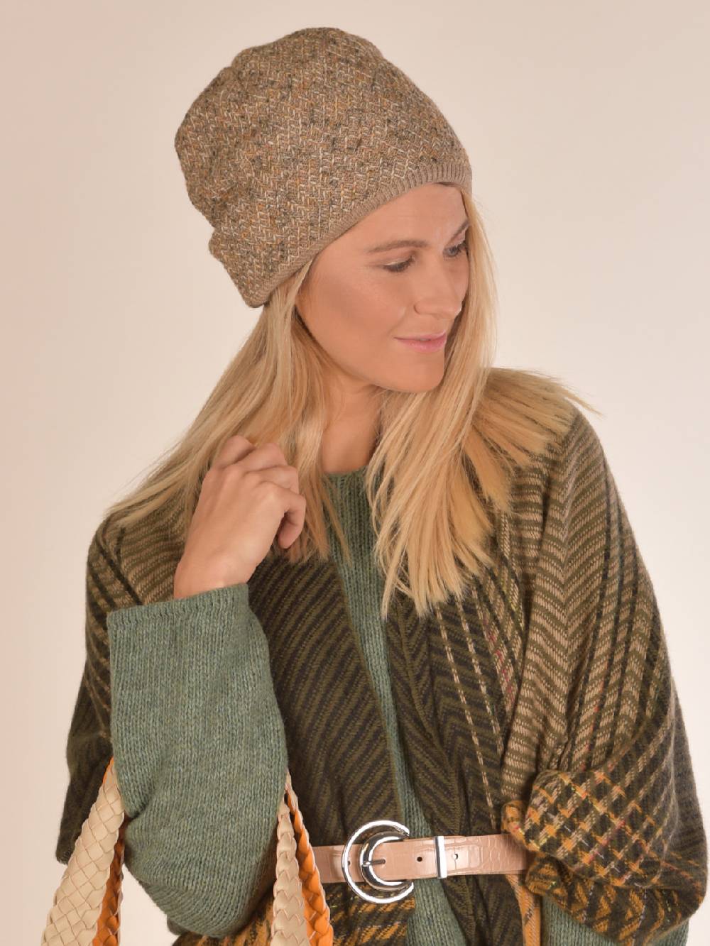 Stylebreaker Strick Beanie Mütze Dreieck Bunt Mit Thermo-Fleece