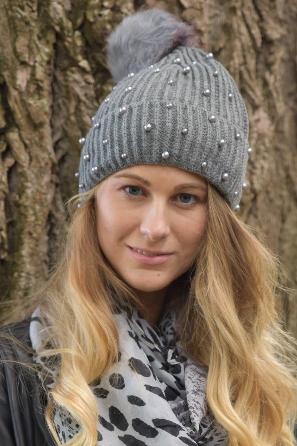 Stylebreaker Strick Bommelmütze Mit Perlen Und Fleece Futter