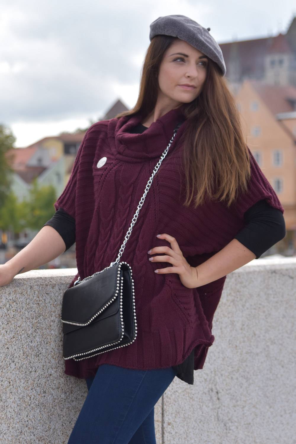 Stylebreaker Strick Poncho Mit Zopfmuster Ärmeln Und Schalkragen